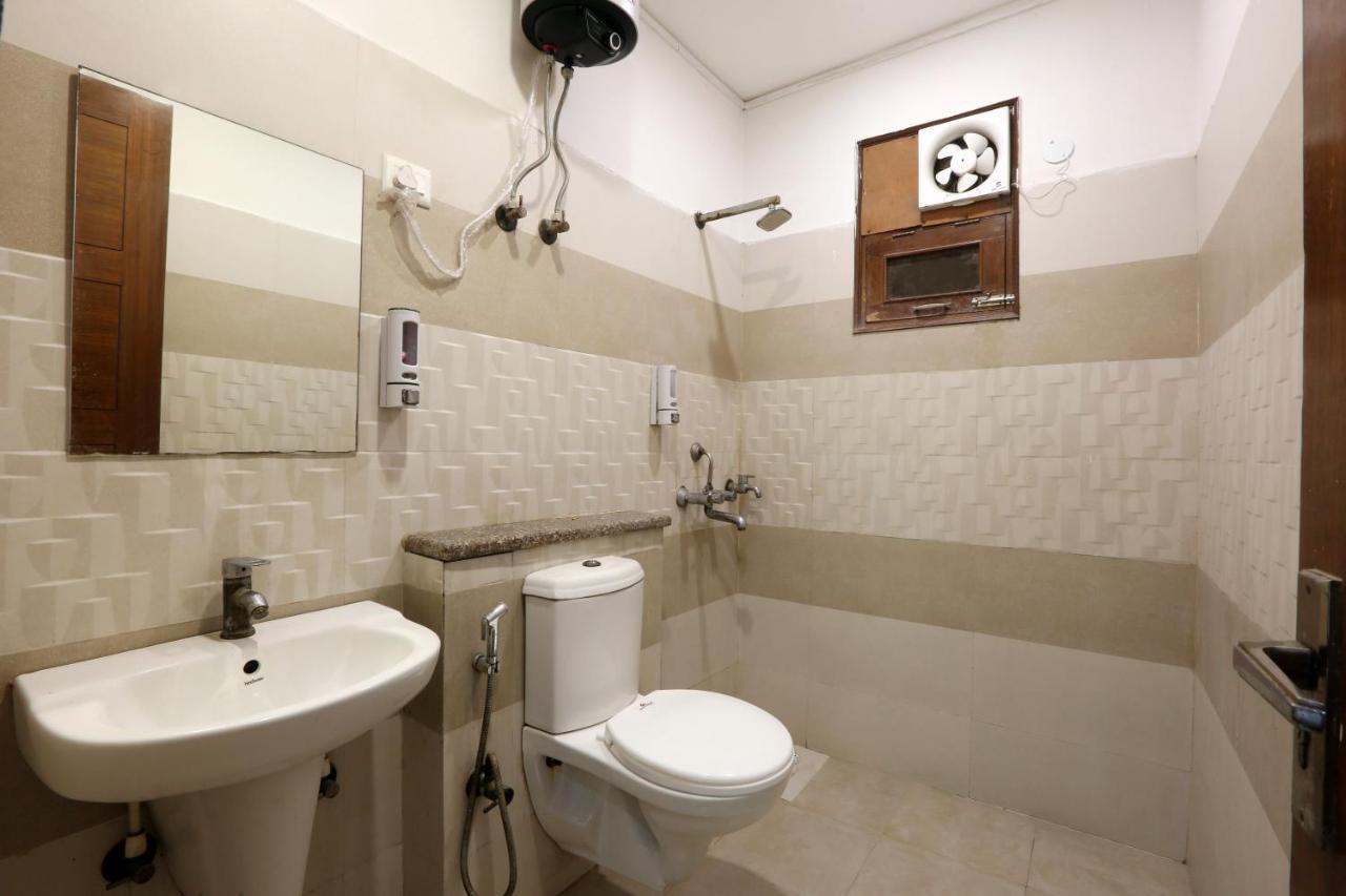 Hotel Ginger Palace - Corporate Hotel Noida Sector 62 Eksteriør bilde