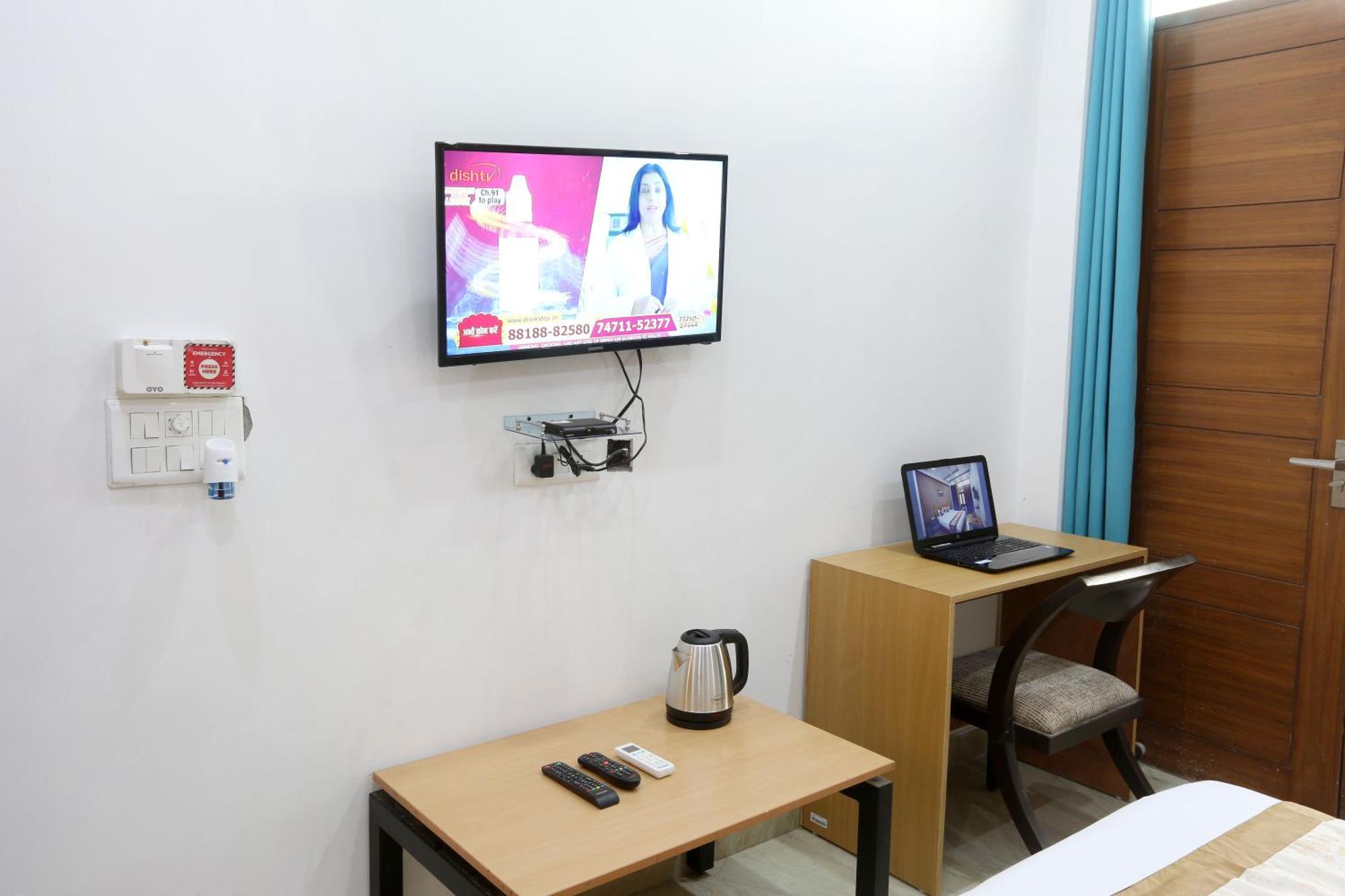 Hotel Ginger Palace - Corporate Hotel Noida Sector 62 Eksteriør bilde