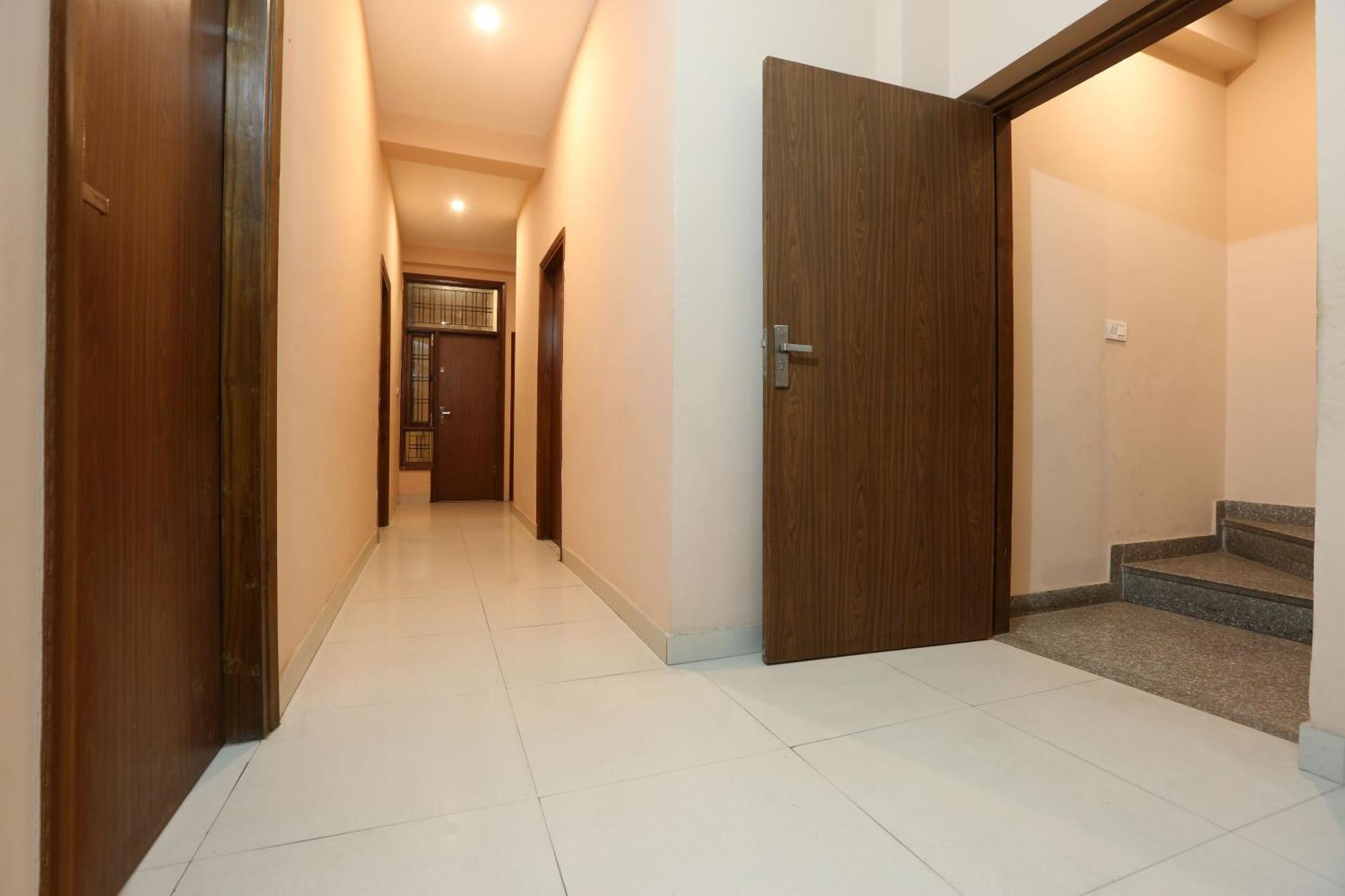 Hotel Ginger Palace - Corporate Hotel Noida Sector 62 Eksteriør bilde