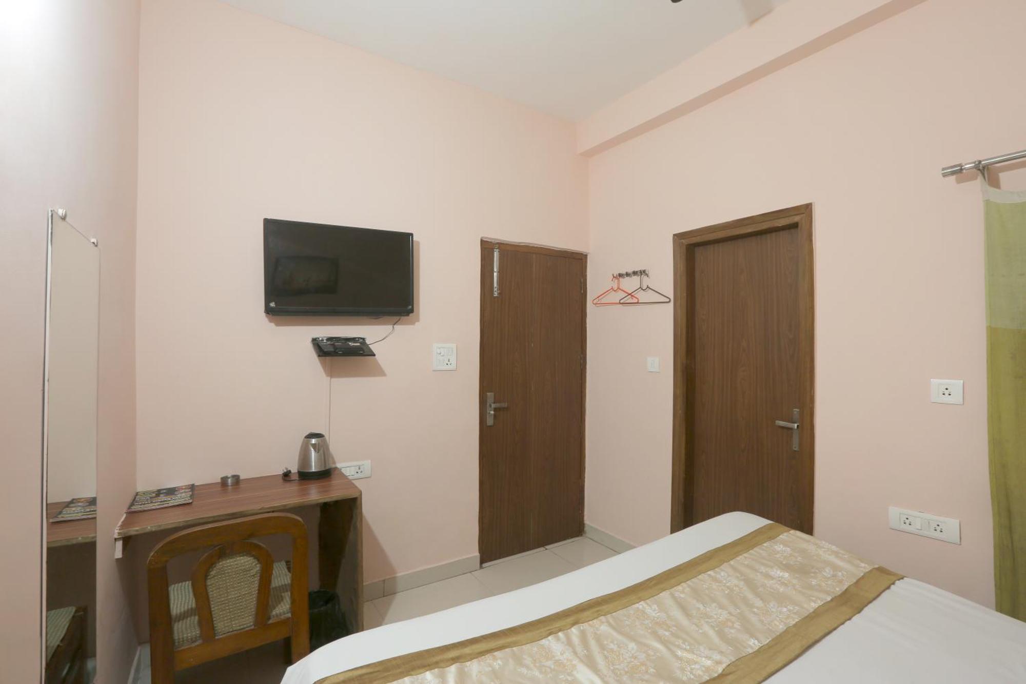 Hotel Ginger Palace - Corporate Hotel Noida Sector 62 Eksteriør bilde