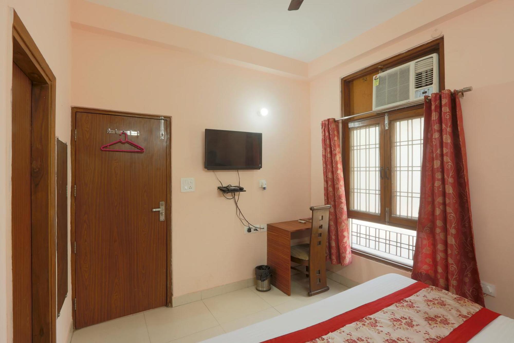 Hotel Ginger Palace - Corporate Hotel Noida Sector 62 Eksteriør bilde