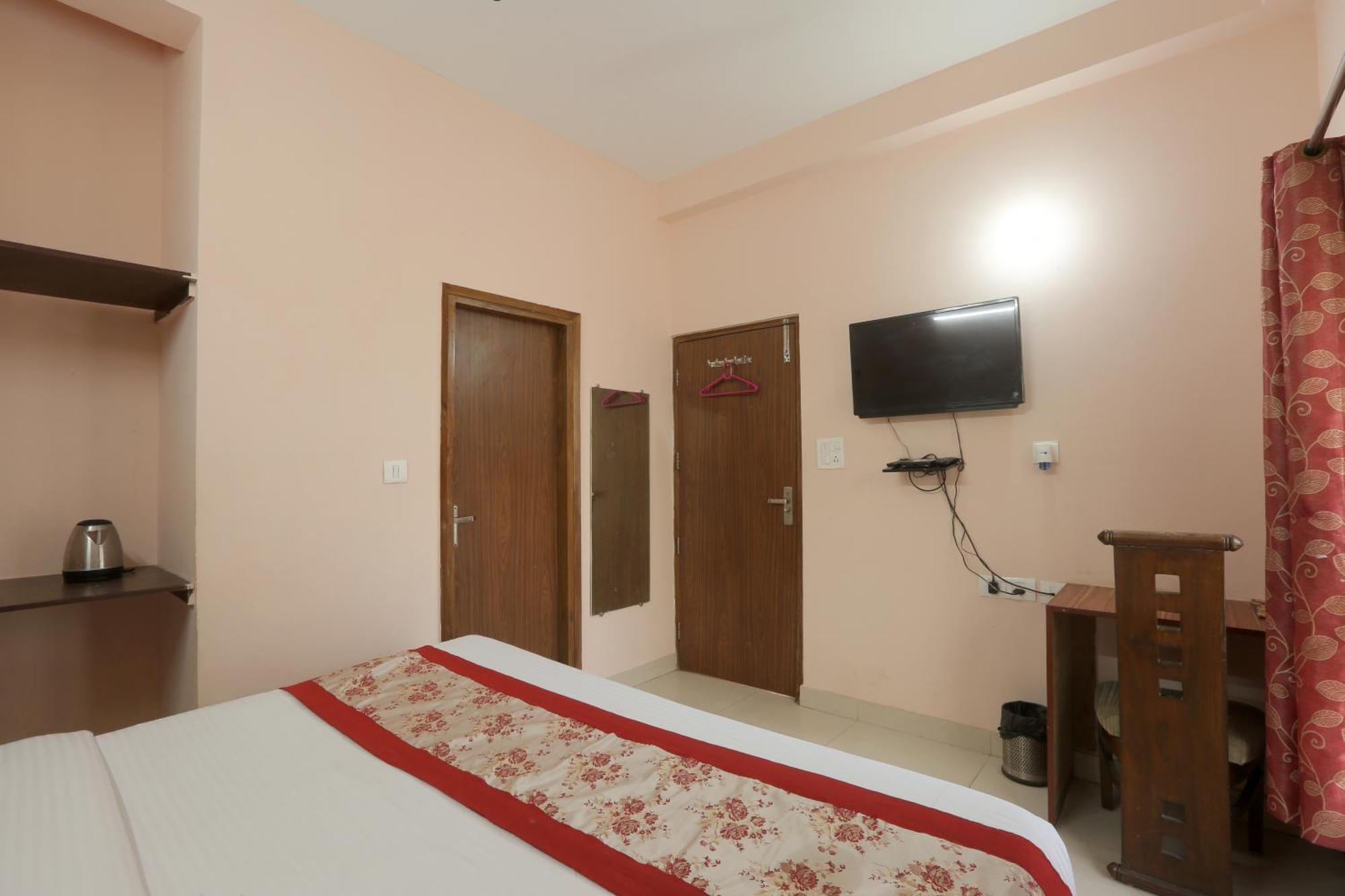 Hotel Ginger Palace - Corporate Hotel Noida Sector 62 Eksteriør bilde